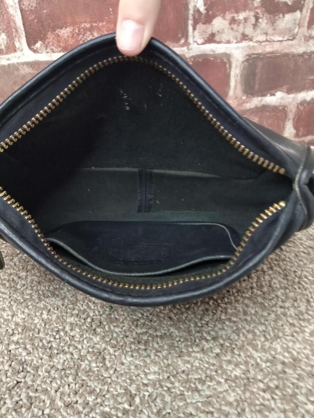 Coach Vintage Companion Crossbody 9300 Leather Shoulder Bag Black Purse - Picture 4 of 9